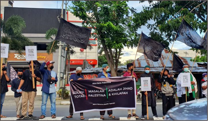  Aksi di Palu: Persoalan Palestina Bukan Kemanusiaan Namun Akidah